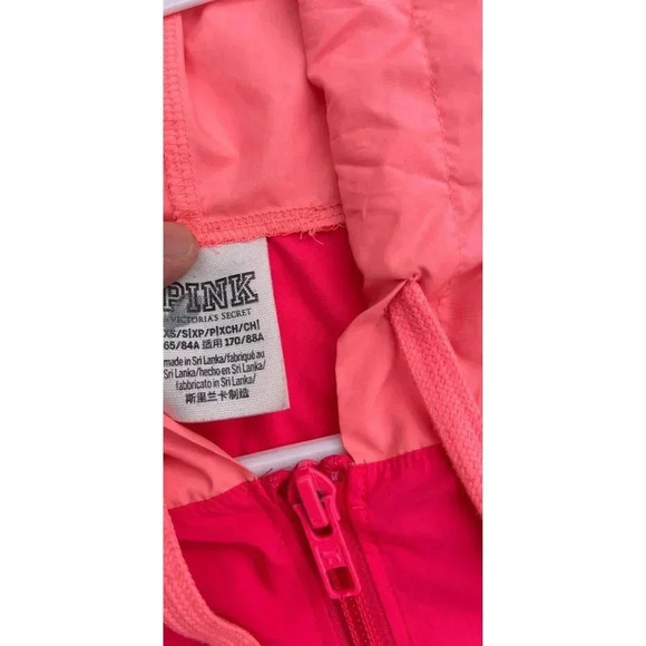 PINK Victorias Secret Womens Pullover Quarter Zip Hooded Windbreaker Jacket XS - Picture 6 of 6